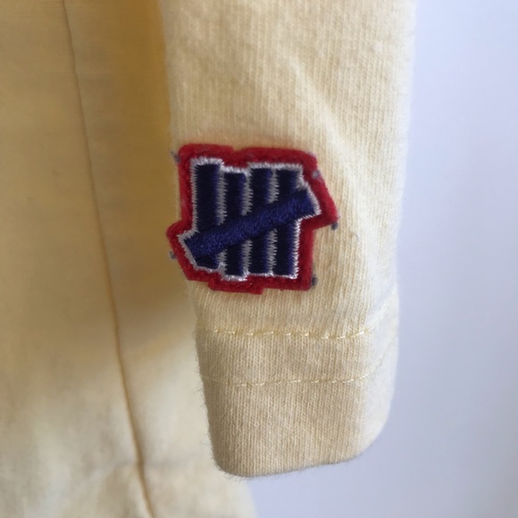 Undefeated Long Sleeve Tee Yellow embroidered - Picture 3 of 5